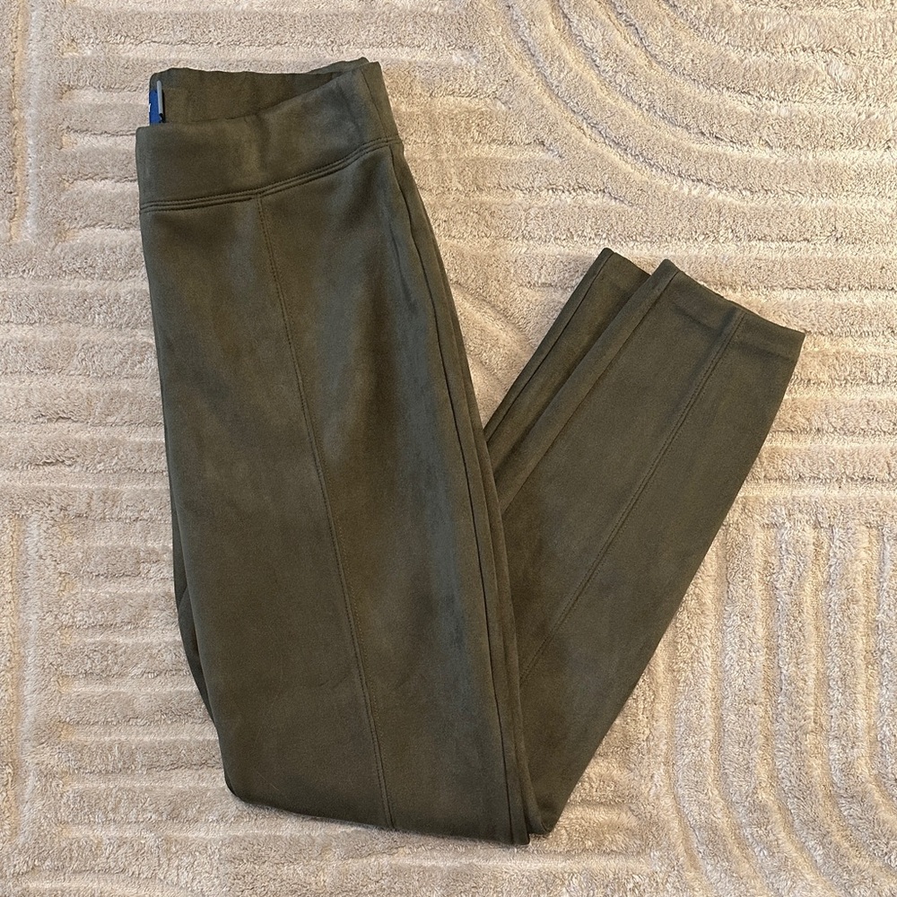 Old Navy Olive Green Stevie pant in size M